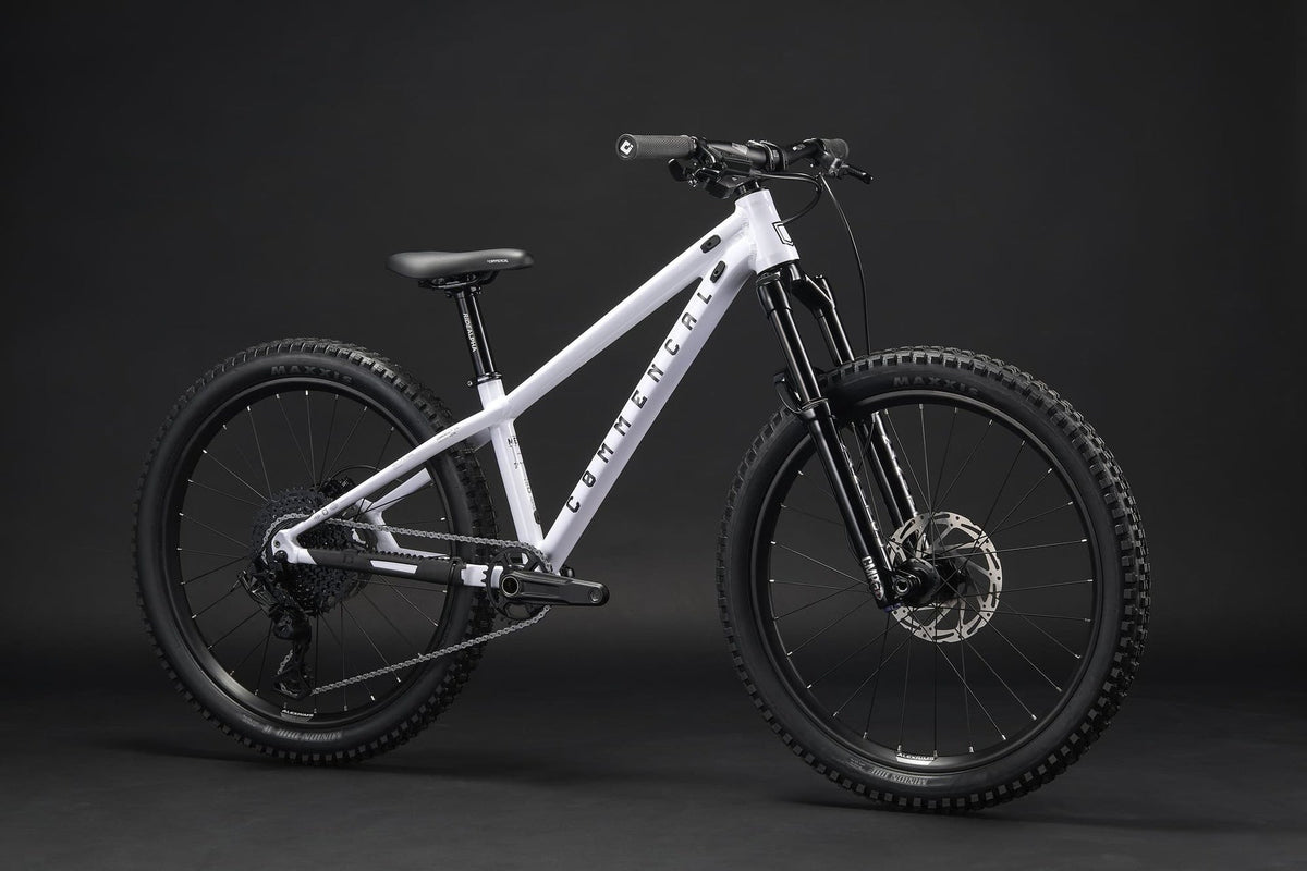 Bicicleta Infantil Commencal Meta HT 24 Pure White 2026