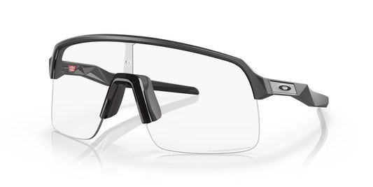 Lentes Oakley Sutro Lite Matte Carbon Clear Photocromático