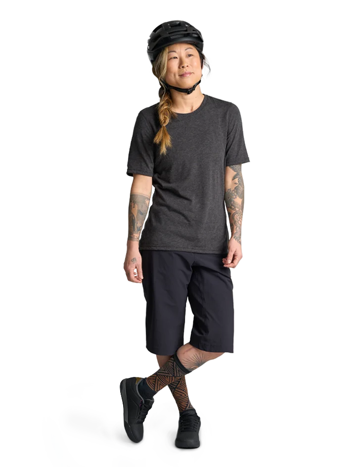 Short PNW Shuttle Mujer