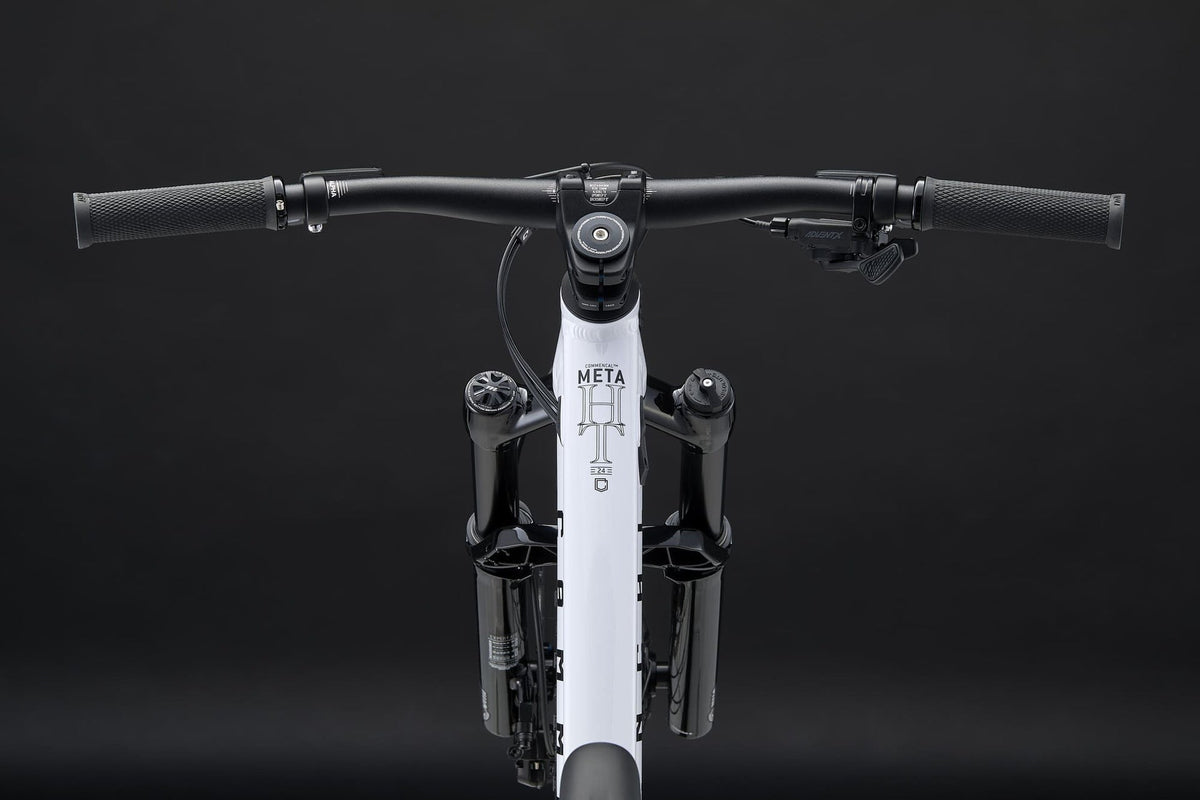 Bicicleta Infantil Commencal Meta HT 24 Pure White 2026