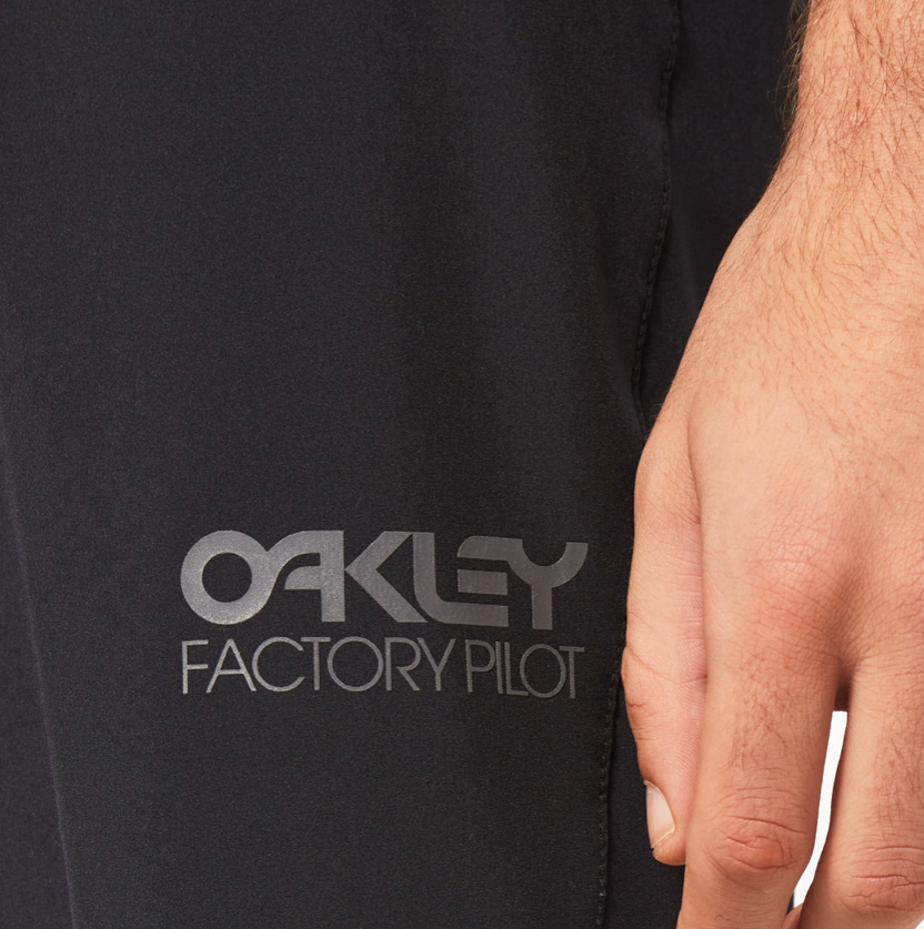 SHORTS OAKLEY FACTORY PILOT LITE I BLACKOUT