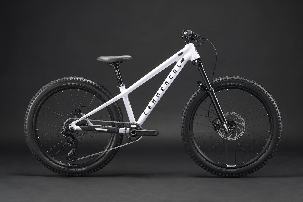 Bicicleta Infantil Commencal Meta HT 24 Pure White 2026