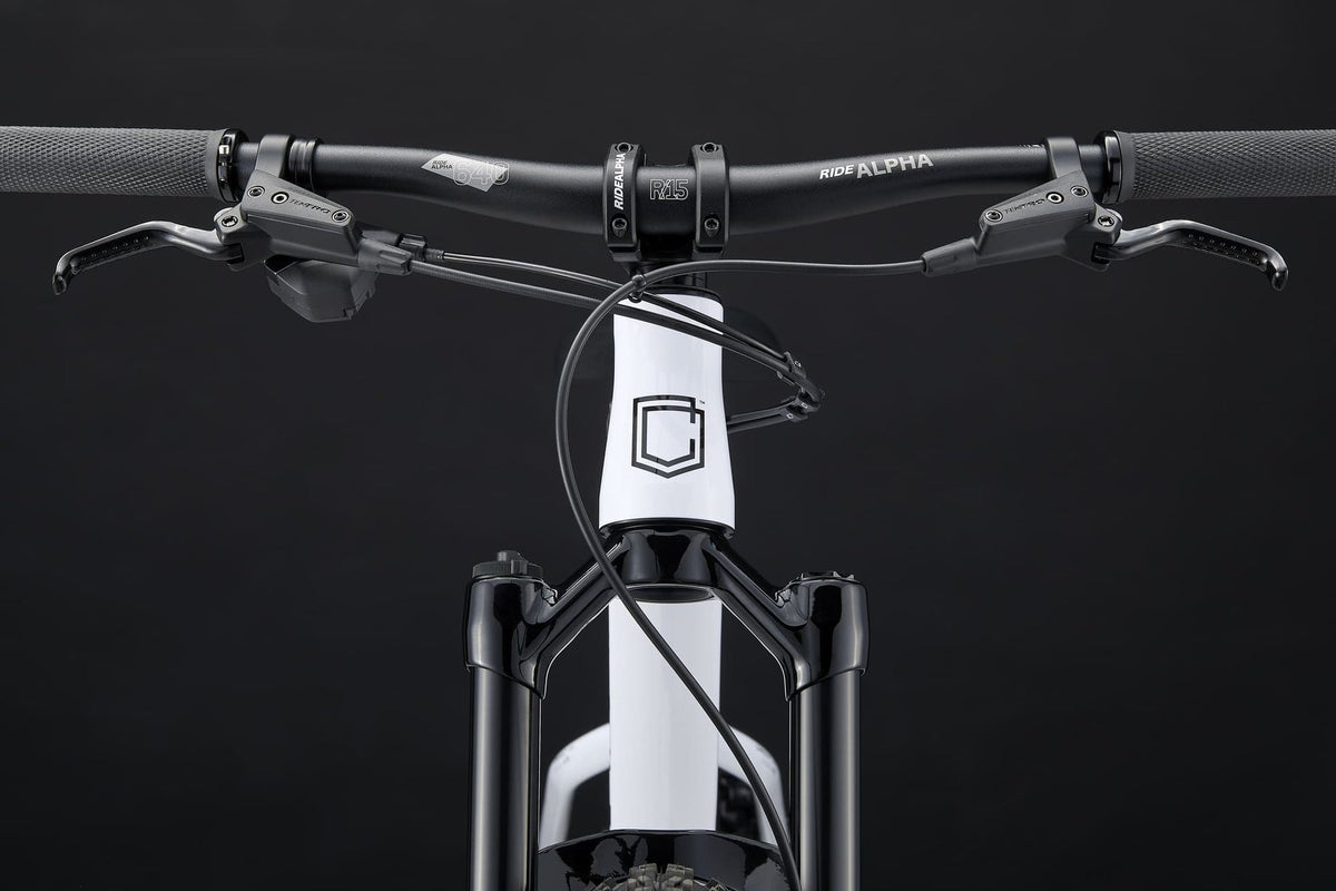 Bicicleta Infantil Commencal Meta HT 24 Pure White 2026