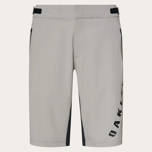 Short Oakley Free Ride Lined Cement